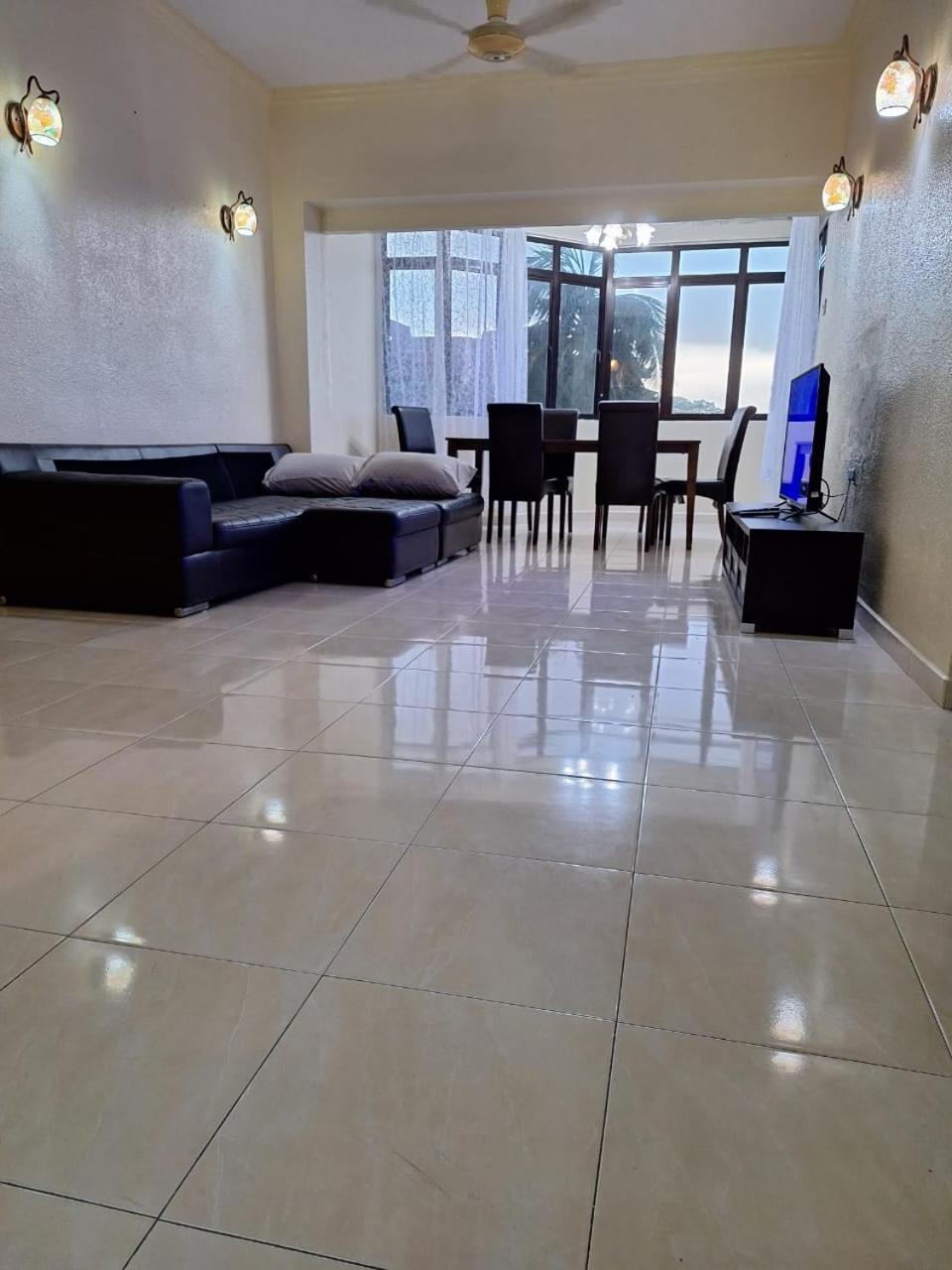 Apartamento Seaput Srisayang Batu Ferringhi Exterior foto
