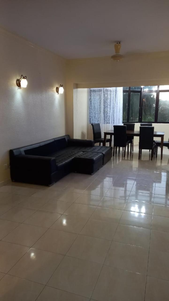 Apartamento Seaput Srisayang Batu Ferringhi Exterior foto