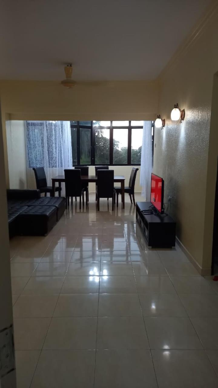 Apartamento Seaput Srisayang Batu Ferringhi Exterior foto