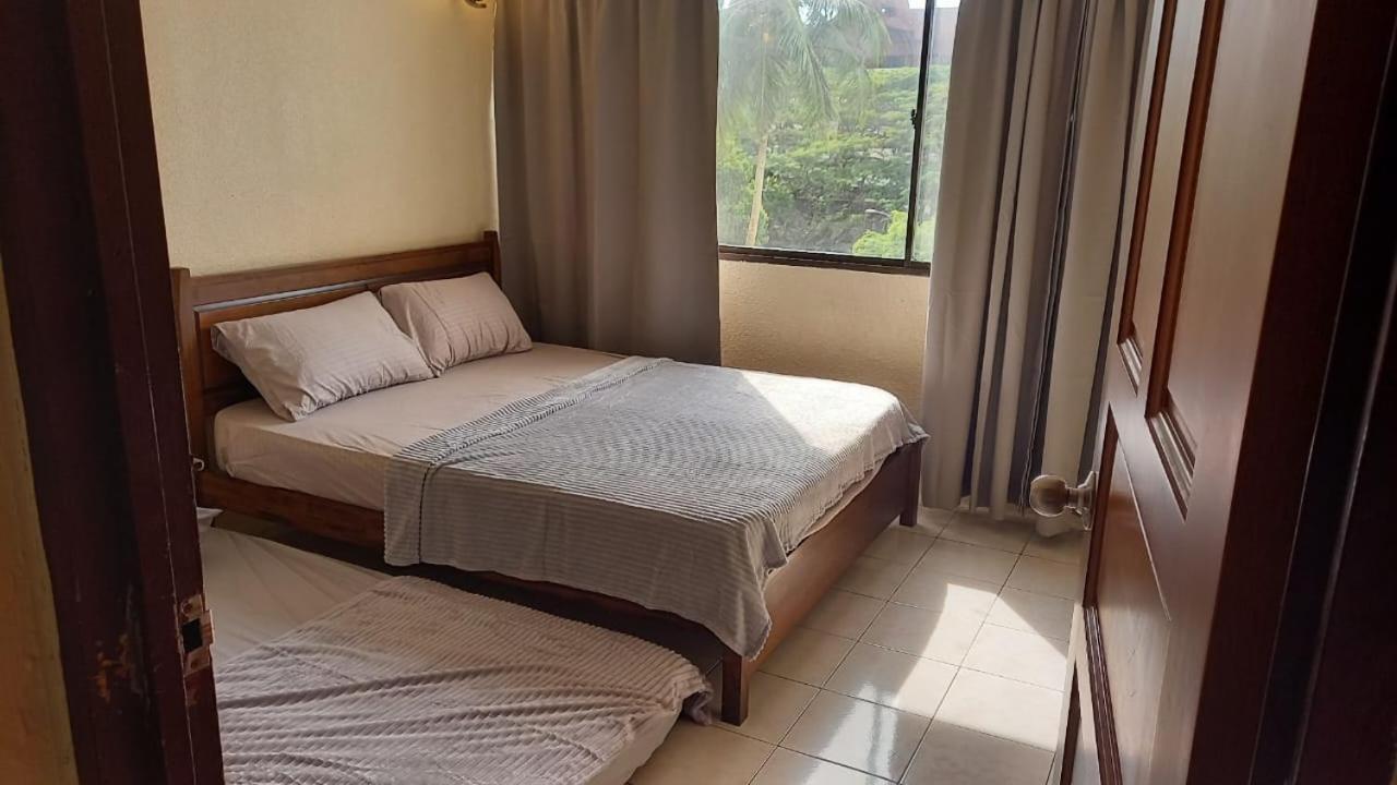 Apartamento Seaput Srisayang Batu Ferringhi Exterior foto