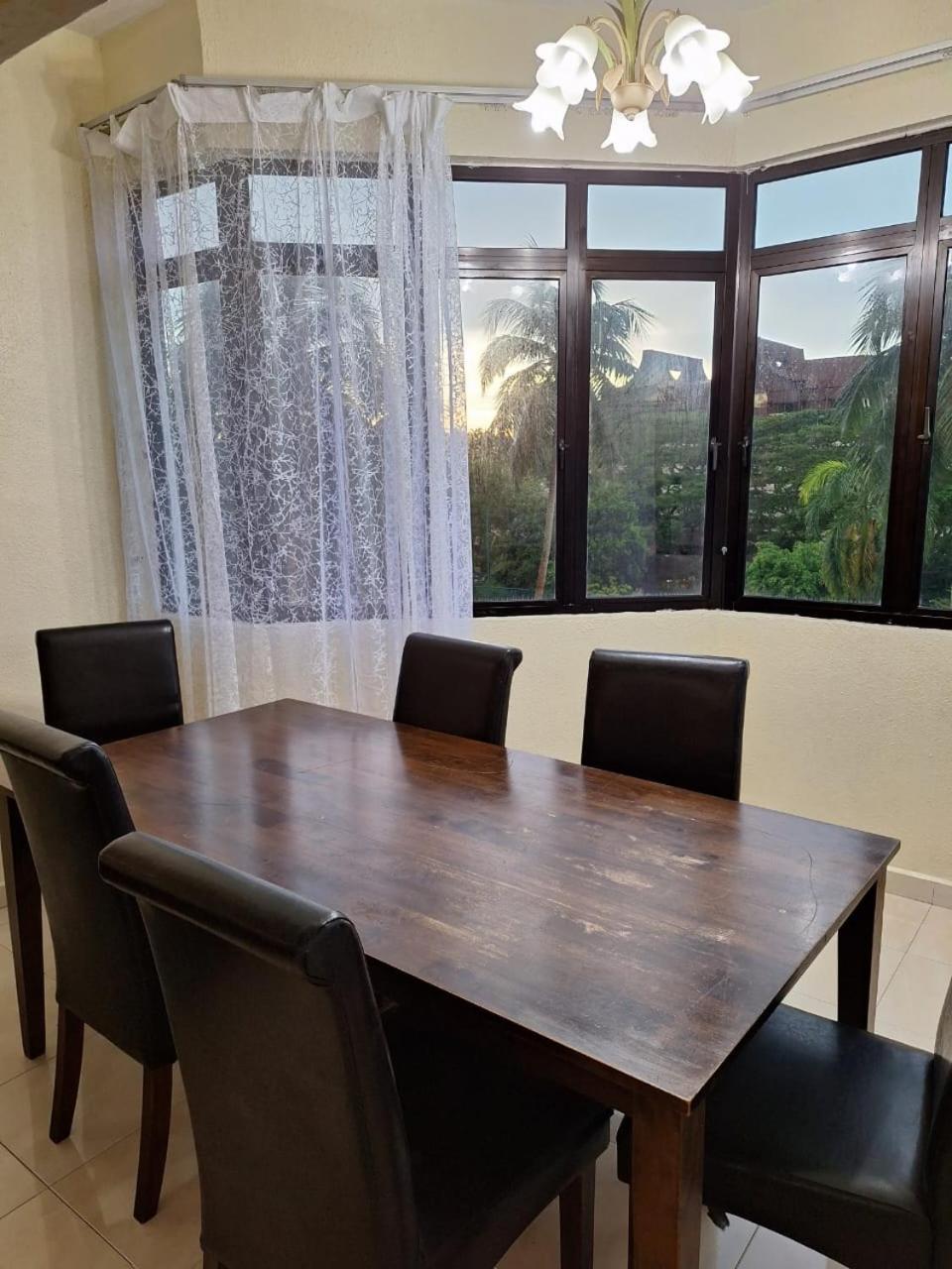 Apartamento Seaput Srisayang Batu Ferringhi Exterior foto